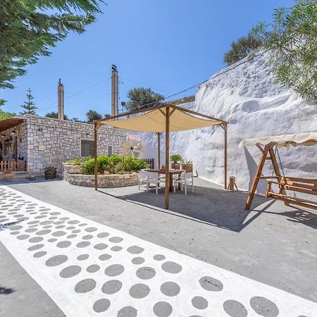 Emilia'S Little Farmhouses Agioi Anargyroi  Экстерьер фото
