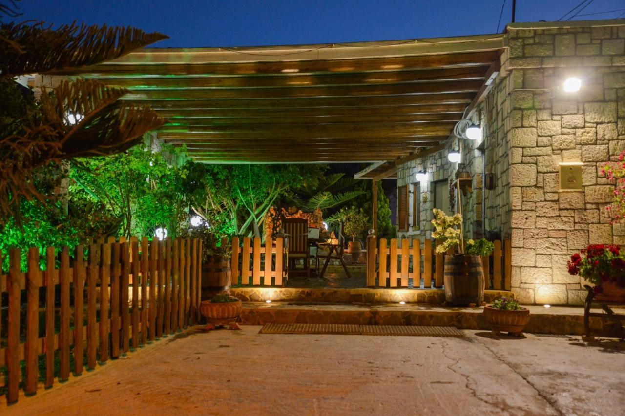 Emilia'S Little Farmhouses Agioi Anargyroi  Экстерьер фото