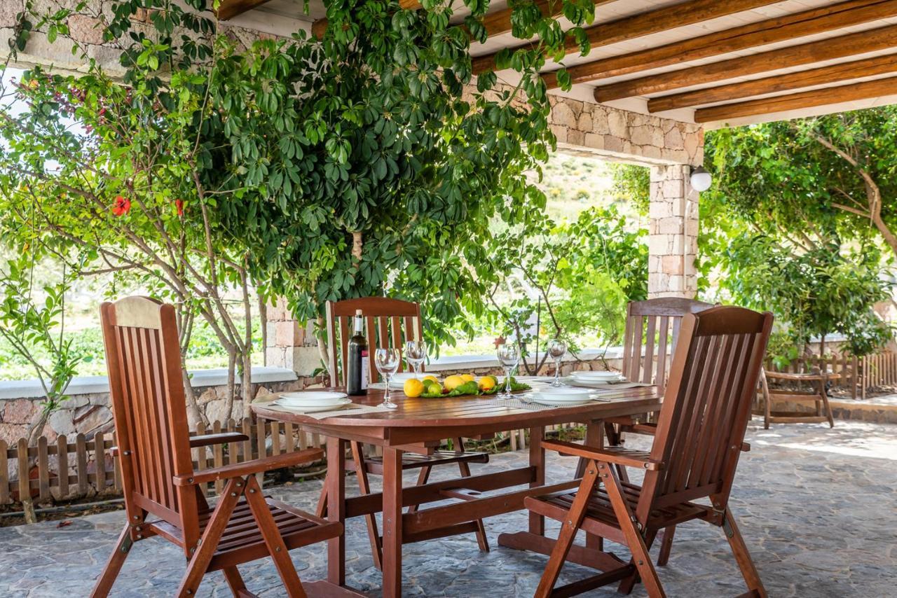 Emilia'S Little Farmhouses Agioi Anargyroi  Экстерьер фото