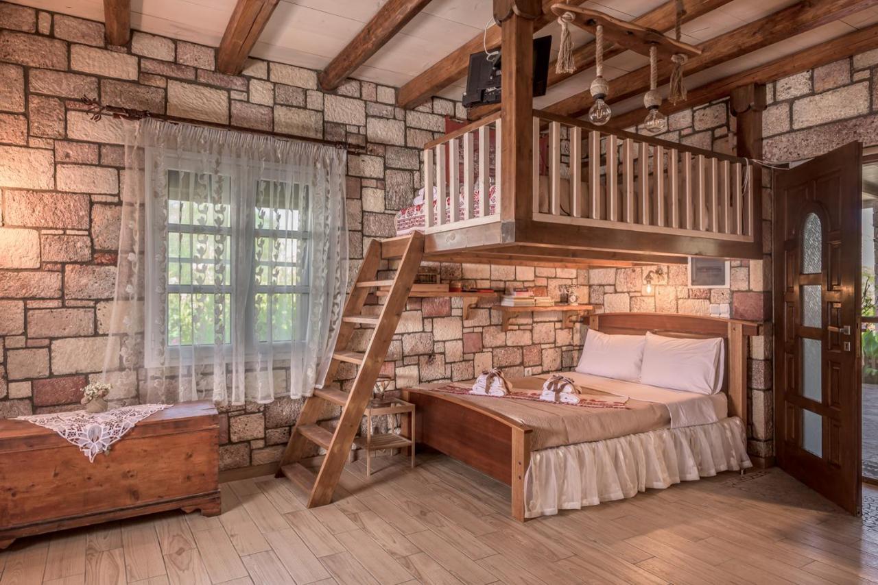 Emilia'S Little Farmhouses Agioi Anargyroi  Экстерьер фото