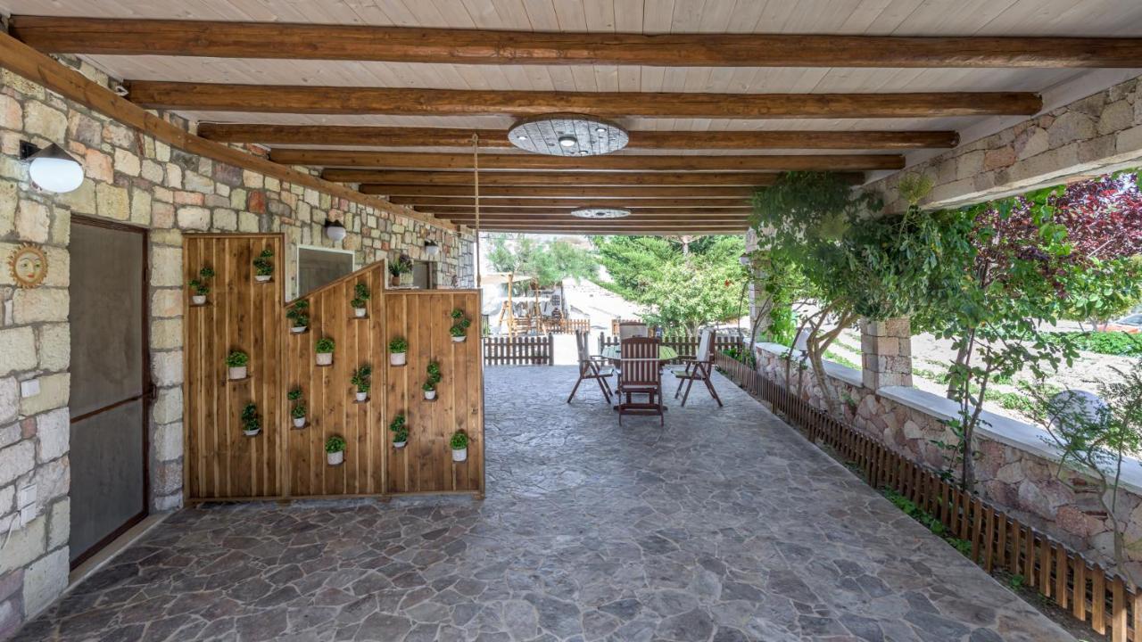 Emilia'S Little Farmhouses Agioi Anargyroi  Экстерьер фото